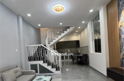 Rẻ nhất Tân Bình. Sát Mặt Tiền, đi bộ ra Chợ, 2 Tầng, 40m2. Gía 4.4 tỷ còn Thương Lượng